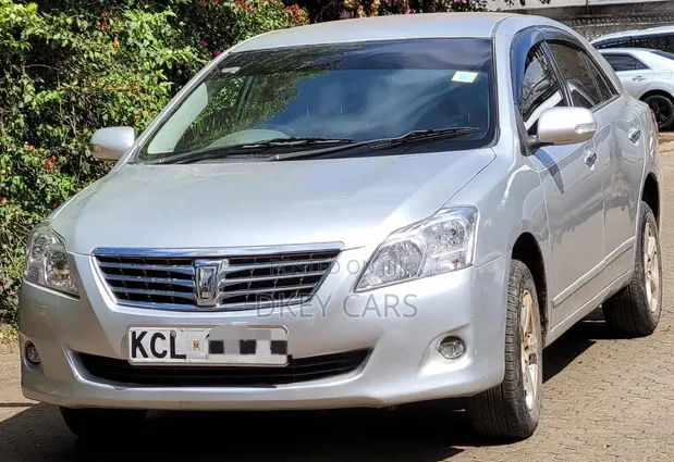 Toyota Premio 2010 Silver - 1