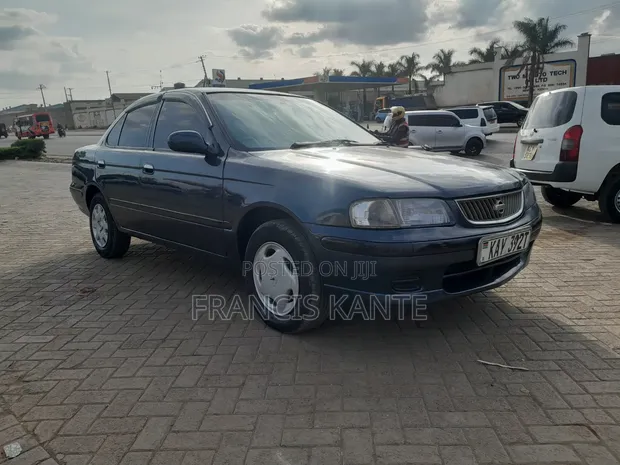 Nissan FB15 2003 Bluu - 1