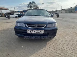 Nissan FB15 2003 Bluu