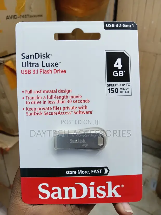 SanDisk Ultra Luxe USB 3.1 Flash Drive 4GB - 1