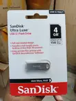 SanDisk Ultra Luxe USB 3.1 Flash Drive 4GB - 1