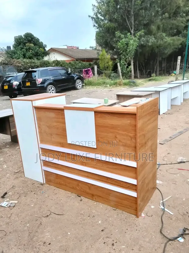 Dawati la Mapokezi la 1.3m - 1