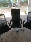Kiti cha Ofisi Nyeusi cha Ergonomic - 1