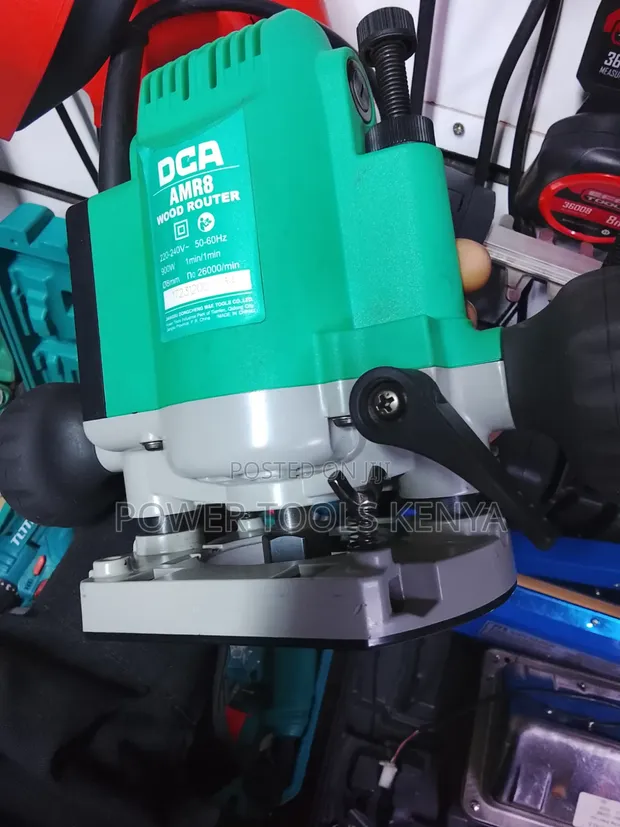 DCA AMR8 900W Wood Router - 1