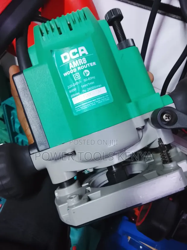 DCA AMR8 900W Wood Router - 1