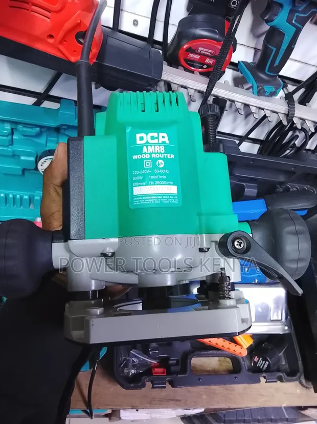 DCA 900W Wood Router - 1