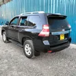 Toyota Land Cruiser Prado SV Premium 2015 Nyeusi - 2