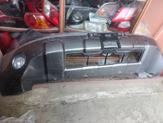 Bampa ya Mbele ya Honda CR-V na Vipuli vya Mvua na Vifuniko - 1