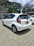 Toyota Aqua 2019 Pearl - 4