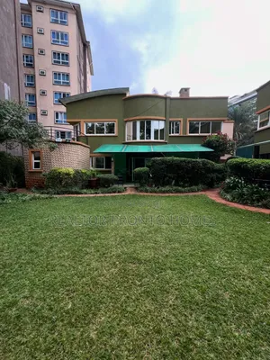 Townhouse ya Vyumba 5 na SQ Riverside Drive