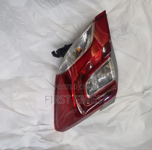 Toyota 2015 Taillights - 1