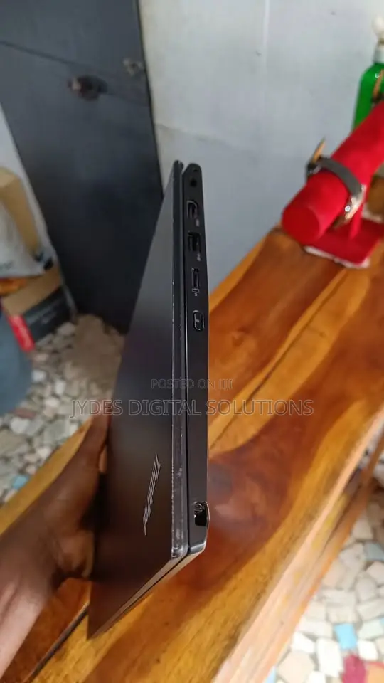 Lenovo ThinkPad L13 Yoga 16GB Intel Core i5 256GB SSD - 1