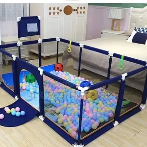 Kids Play Fence with 30 Balls