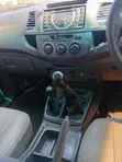 Toyota Hilux 2013 Nyeupe - 4