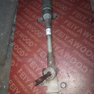 Daihatsu Mira Steering Rack - I tumika