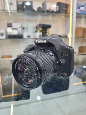 Canon EOS Kiss X3 / 500D Kamera ya DSLR