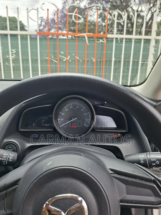 Mazda 2 2020 Pearl - 1