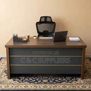 Executive Advanced Desk yenye Pedestal - 160cm