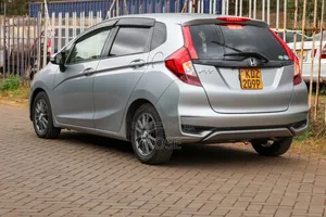 Honda Fit 2019 Silver