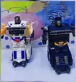 Gari la Polisi la Robot - Nyeupe na Bluu - 1
