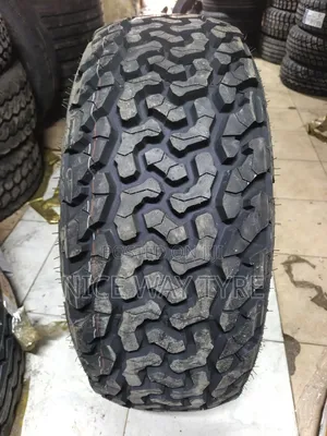 Matairi 235/65R17 Maxtrek Hill Track
