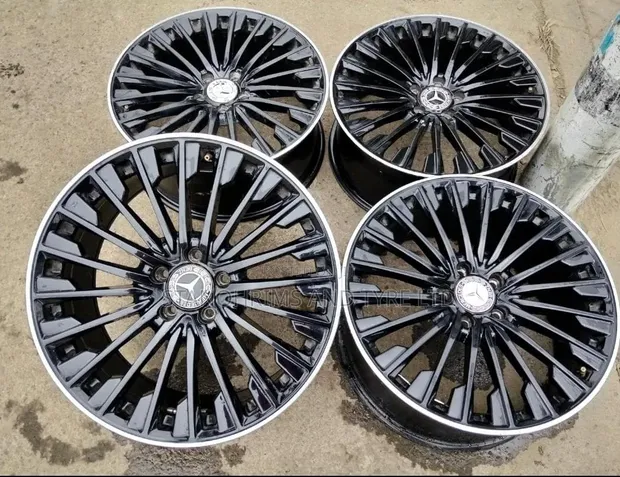 Size 19 Mercedes Benz Staggered Rims (Front 8.5J, Rear 9.5J) - 1