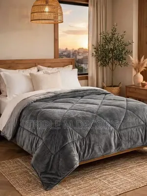 5x6 Feet Velvet Woolen Single Duvet - Heavy Warmth