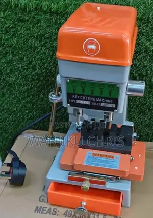 Professional Key Cutting Machine - Brand New