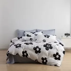 Nordic Style Cotton Fibre Duvet Cover Set (6x7ft)