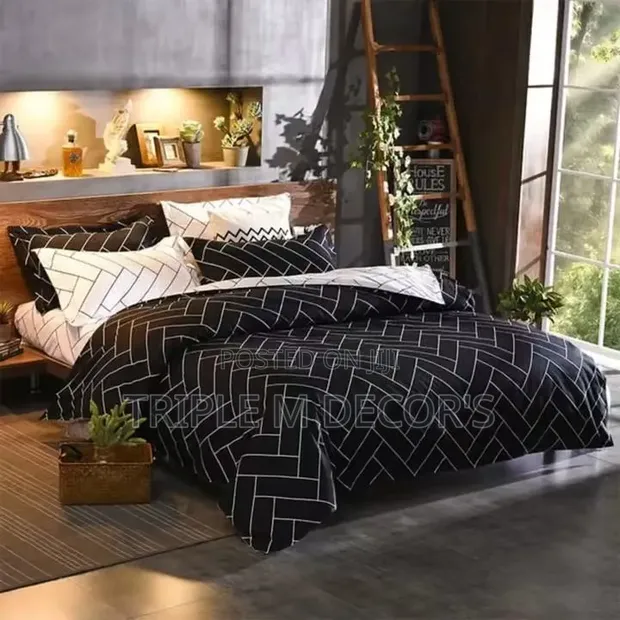 Modern 6x7 Nordic Style Cotton Fibre Duvet Cover Set - 1