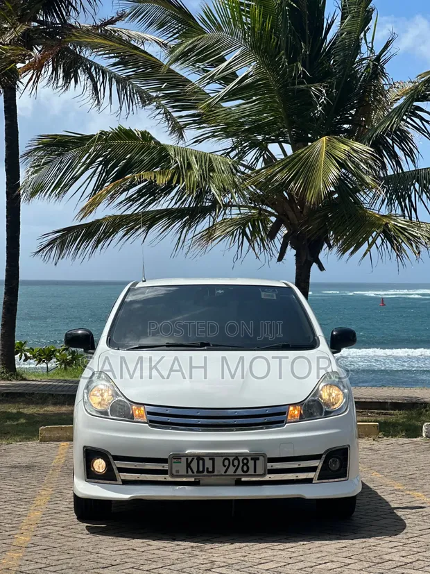 Nissan Wingroad 2015 White - 1