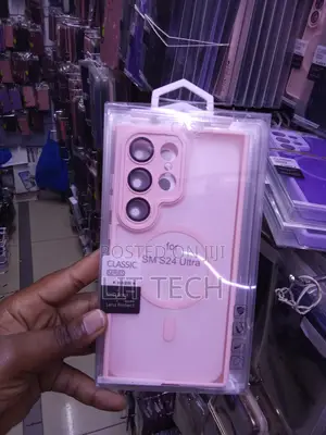 Kifuniko cha MagSafe Pink cha Matte cha Translucent kwa Galaxy S24 Ultra