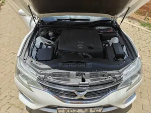 Toyota Mark X 2.5 RWD 2013 White