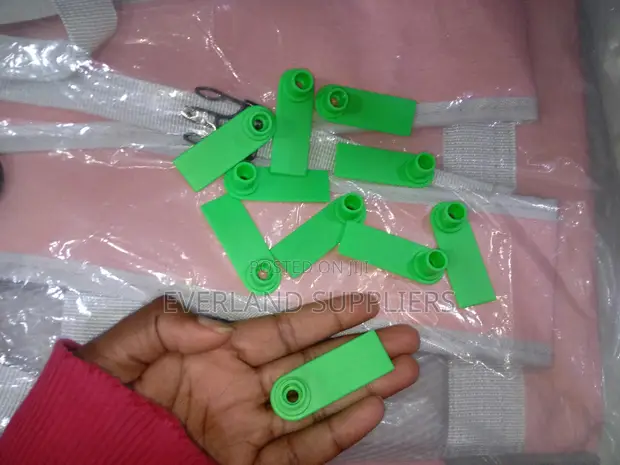 Fade-Guard Ear Tags - 1