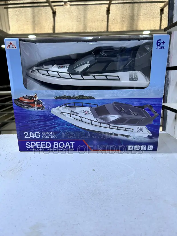 2.4G Remote Control Speed Boat - 1
