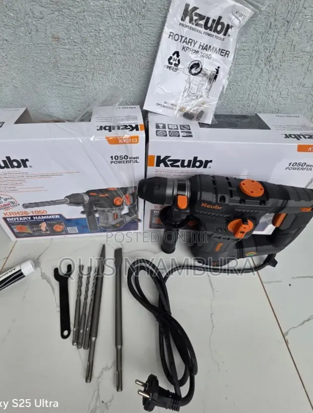 Kzubr 1050W Rotary Hammer - 1