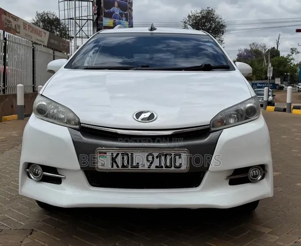 Toyota Wish 2015 White - 1