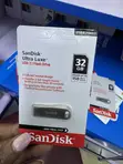 Sandisk Metallic Flash Drive 32GB - 2