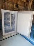 Ailyons Upright Freezer Mpya Kabisa - 1