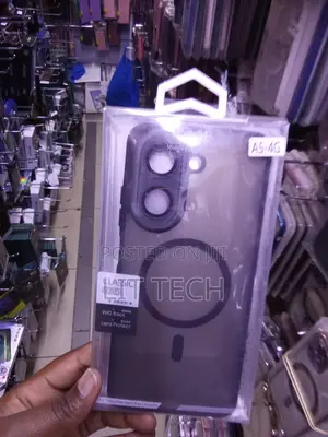 Classic Matte Magsafe Case kwa Samsung Galaxy A05 4G (Nyeusi)