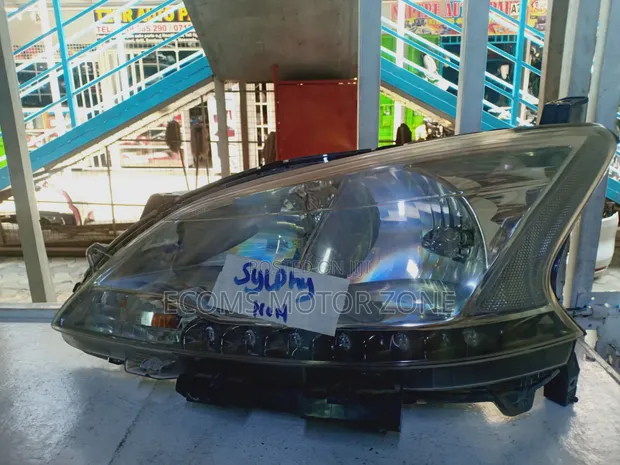 Nissan Sylphy 2016 Headlight - 1
