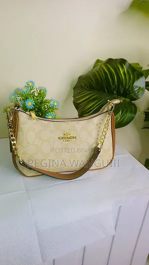 Coach Signature Shoulder Bag