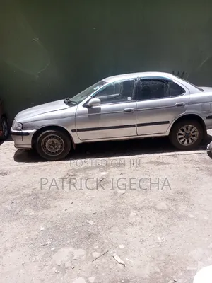 Nissan Sunny 2012 Silver