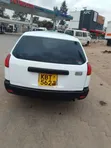 Nissan Advan 2005 White - 2