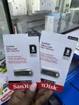 Sandisk 8GB Metallic Flash Drive - 1