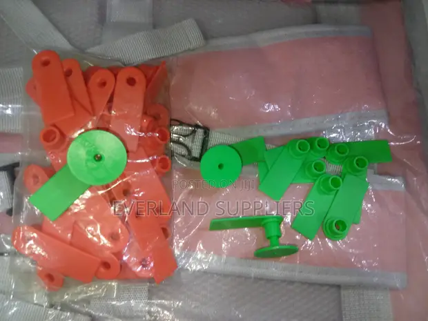 Ear Tags - Sun-Ready Identification (Pack) - 1