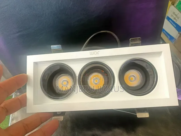 Triple Down Lighters za LED - 1