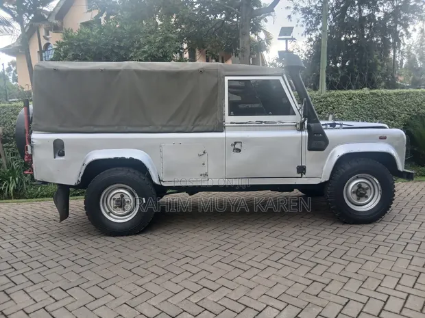 1995 Land Rover Defender Soft Top 4x4 - 1