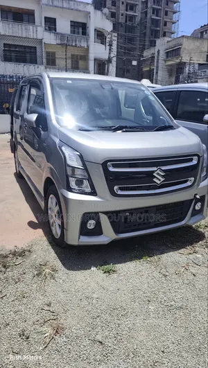 Suzuki Wagon R 2019 Kijivu