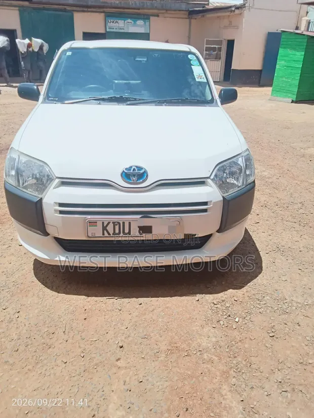 Toyota Probox 2019 Nyeupe - 1